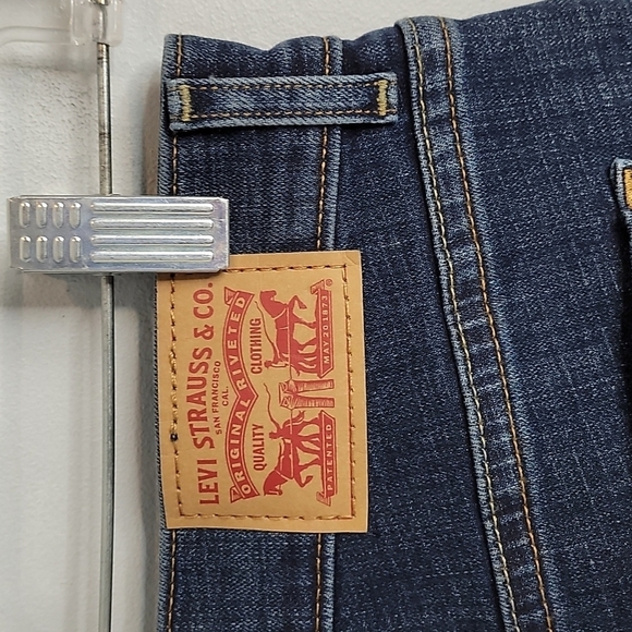 Levi's Classic Boot Cut Jeans Size 4 28x31 - Picture 4 of 11